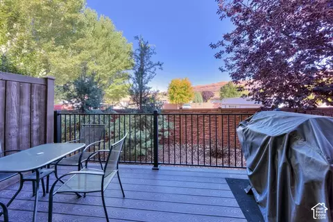 Exterior - 664 W 470 N, Moab, UT 84532 photo 2 of 7