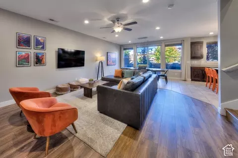 Living - 664 W 470 N, Moab, UT 84532 photo 1 of 3