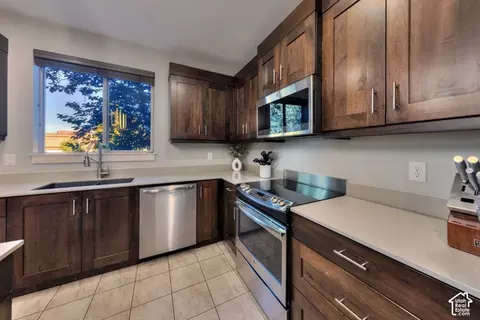 Kitchen - 664 W 470 N, Moab, UT 84532 photo 3 of 4