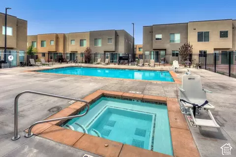 Exterior - 664 W 470 N, Moab, UT 84532 photo 3 of 7