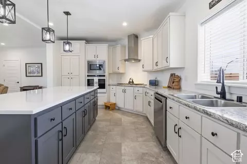 Kitchen - 926 N 400 E, Spring City, UT 84662 photo 2 of 4