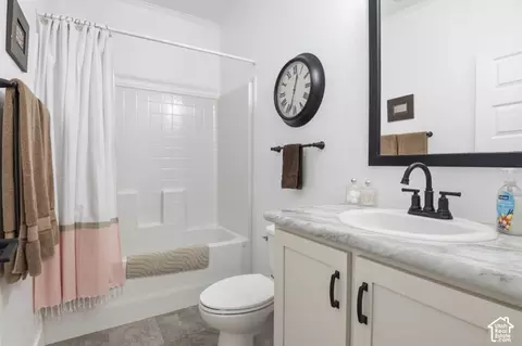 Bath - 926 N 400 E, Spring City, UT 84662 photo 4 of 4