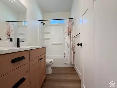 Bath - 228 W 800 S, Willard, UT 84340 photo 3 of 4