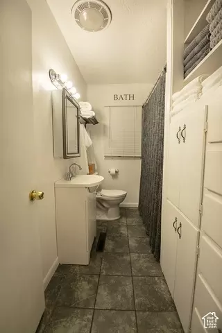 Bath - 541 E 700 S, River Heights, UT 84321 photo 1 of 1