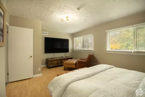 Bedroom - 541 E 700 S, River Heights, UT 84321 photo 2 of 3