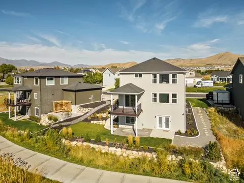View/Area - 3672 E Barton Dr, Eagle Mountain, UT 84005 photo 3 of 4