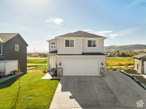Exterior - 3672 E Barton Dr, Eagle Mountain, UT 84005 photo 2 of 3