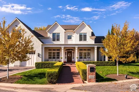Exterior - 2590 E Olympus Dr S, Holladay, UT 84124 photo 10 of 17