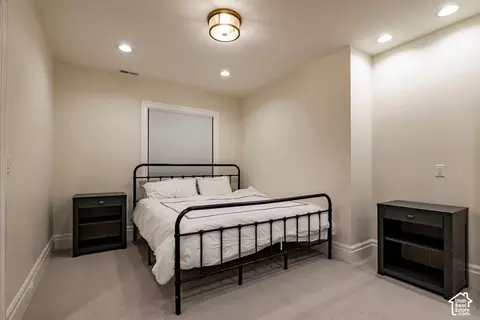 Bedroom - 2590 E Olympus Dr S, Holladay, UT 84124 photo 10 of 10