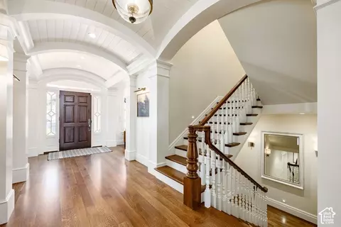 Entry Way - 2590 E Olympus Dr S, Holladay, UT 84124 photo 6 of 11
