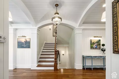 Entry Way - 2590 E Olympus Dr S, Holladay, UT 84124 photo 2 of 11