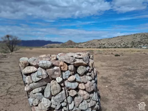 55 S Abbey Rd #1, Moab, UT 84532 photo 6