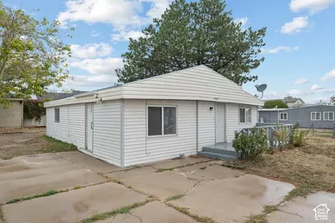 8560 S Saddler Dr W, West Jordan, UT 84088