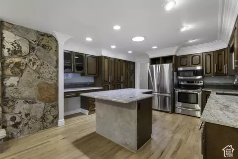 Kitchen - 499 E 300 N, Alpine, UT 84004 photo 5 of 6