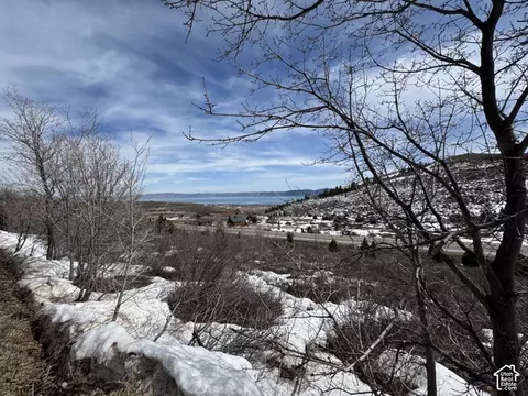 1158 S Sunrise Cir #A17, Garden City, UT 84028