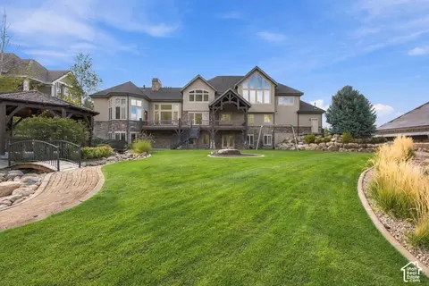 Exterior - 2503 S Lookout Dr, Mapleton, UT 84664 photo 13 of 15