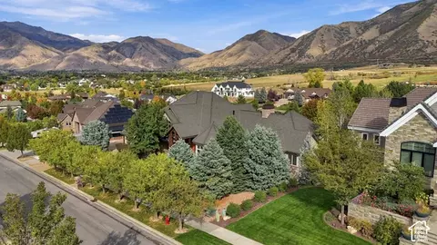View/Area - 2503 S Lookout Dr, Mapleton, UT 84664 photo 3 of 4