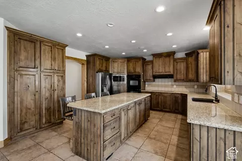 Kitchen - 2503 S Lookout Dr, Mapleton, UT 84664 photo 1 of 3