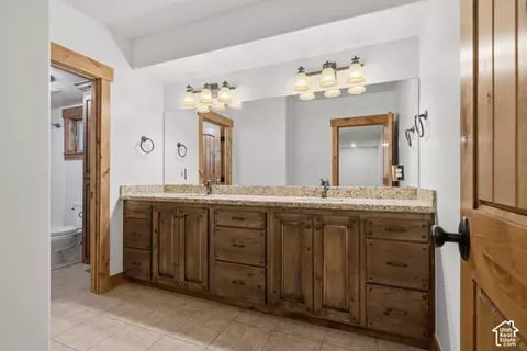 Bath - 2503 S Lookout Dr, Mapleton, UT 84664 photo 4 of 6