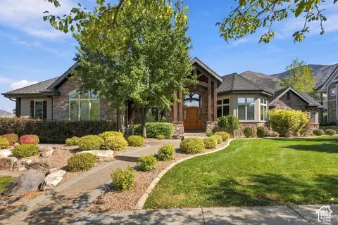Exterior - 2503 S Lookout Dr, Mapleton, UT 84664 photo 1 of 15