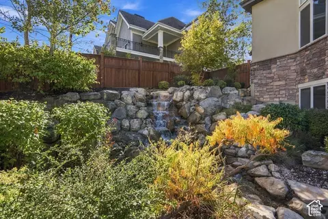 Exterior - 2503 S Lookout Dr, Mapleton, UT 84664 photo 15 of 15
