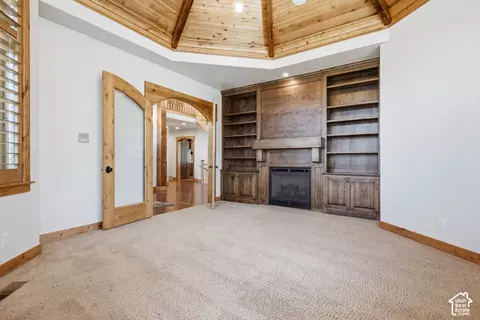 Living - 2503 S Lookout Dr, Mapleton, UT 84664 photo 2 of 6