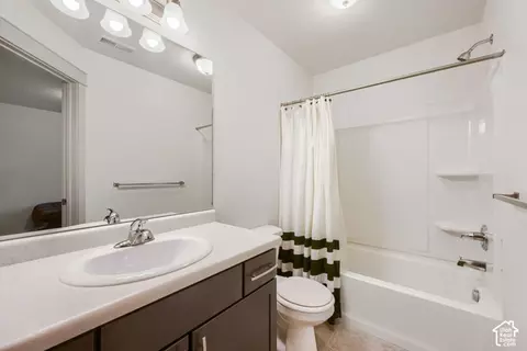 Bath - 1940 S 200 W #13, Bountiful, UT 84010 photo 3 of 3