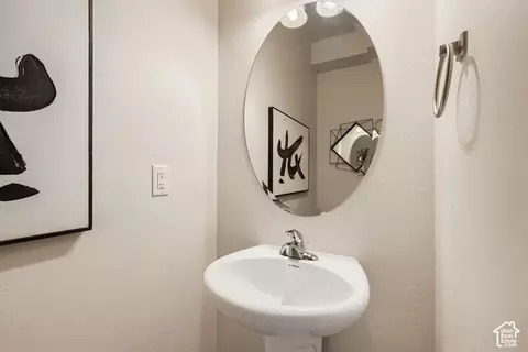 Bath - 1940 S 200 W #13, Bountiful, UT 84010 photo 2 of 3