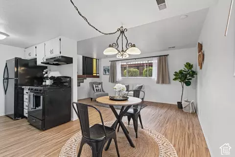 Dining - 734 E 3690 S, Millcreek, UT 84106 photo 2 of 2