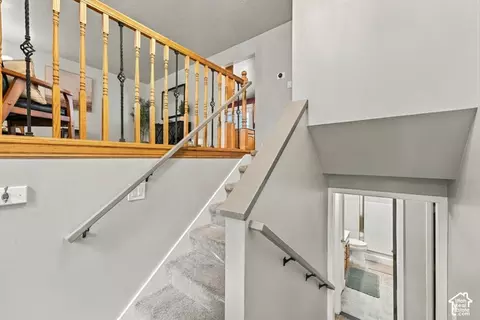 Entry Way - 580 E Aloha Ln, Sandy, UT 84070 photo 1 of 3