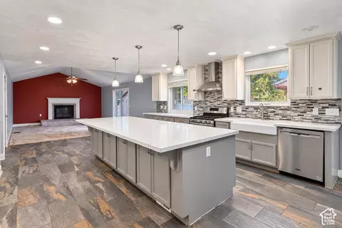 Kitchen - 1947 E Viscounti Dr S, Sandy, UT 84093 photo 2 of 3