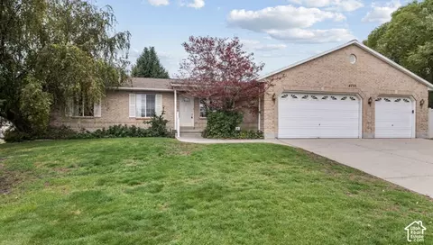 4733 W Sunny Meadow Dr S, South Jordan, UT 84009