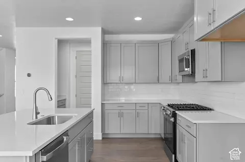 Kitchen - 6778 N Desert Crk, Eagle Mountain, UT 84005 photo 3 of 3