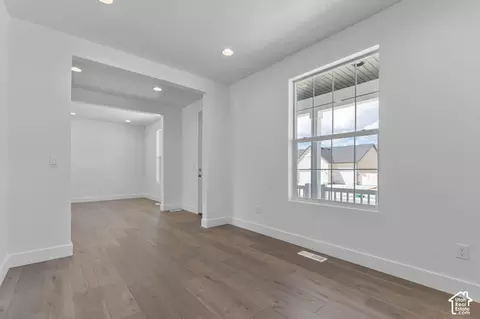 Living - 6778 N Desert Crk, Eagle Mountain, UT 84005 photo 2 of 4