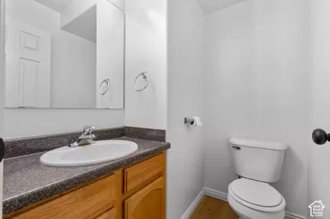 Bath - 1138 Elgin Ave, Millcreek, UT 84106 photo 9 of 9
