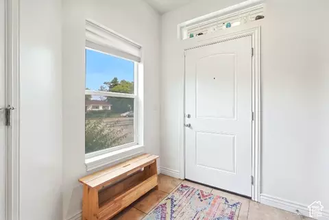 Entry Way - 514 S 285 E, Vernal, UT 84078 photo 1 of 6