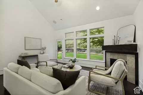 Living - 15168 S Eagle Crest Dr, Draper, UT 84020 photo 4 of 4