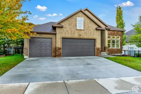 Exterior - 15168 S Eagle Crest Dr, Draper, UT 84020 photo 3 of 7