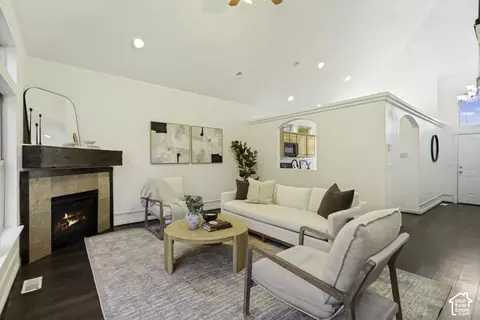 Living - 15168 S Eagle Crest Dr, Draper, UT 84020 photo 3 of 4
