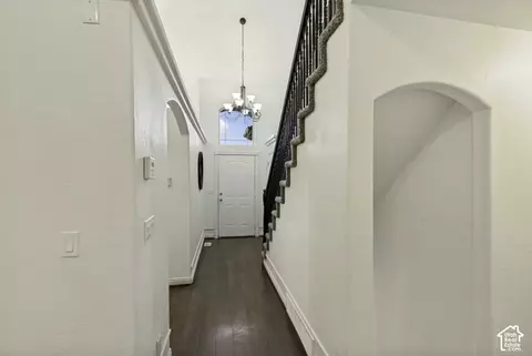 Entry Way - 15168 S Eagle Crest Dr, Draper, UT 84020 photo 2 of 4