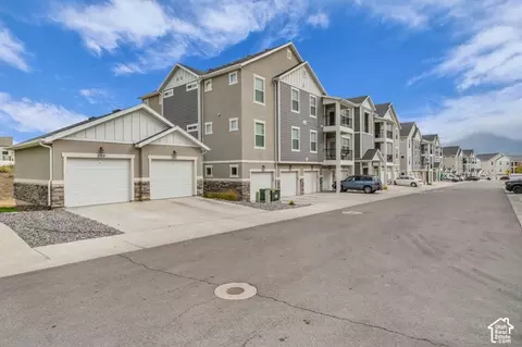 4234 W Mckellen Dr S #B2, Herriman, UT 84096