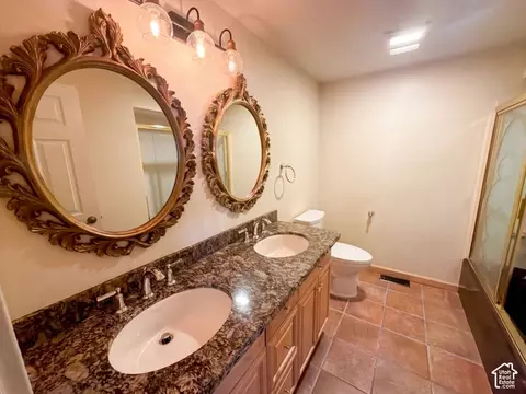 Bath - 11129 S 2125 E, Sandy, UT 84092 photo 3 of 10