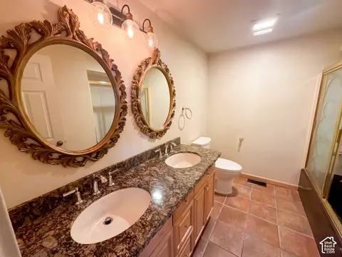 Bath - 11129 S 2125 E, Sandy, UT 84092 photo 8 of 10