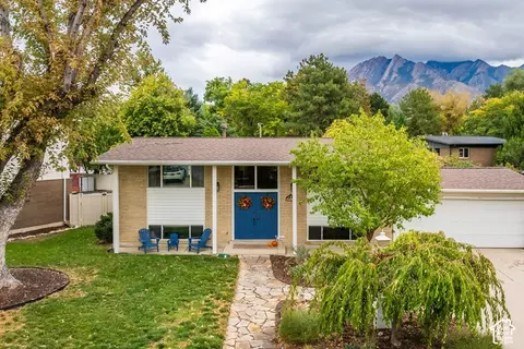 6521 S Vinecrest Dr, Salt Lake City, UT 84121
