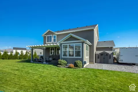 Exterior - 7727 N Lone Tree Ct E, Eagle Mountain, UT 84005 photo 8 of 13