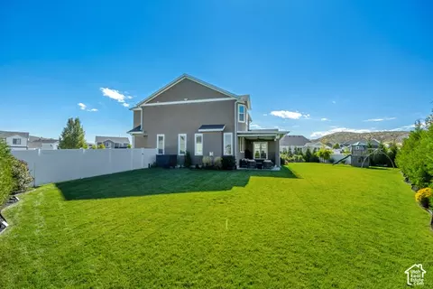 Exterior - 7727 N Lone Tree Ct E, Eagle Mountain, UT 84005 photo 13 of 13