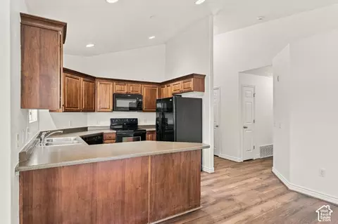 Kitchen - 116 E Resaca #F10, Sandy, UT 84070 photo 4 of 6