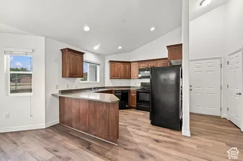 Kitchen - 116 E Resaca #F10, Sandy, UT 84070 photo 1 of 6