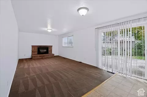 Living - 1021 E 5290 S, Murray, UT 84117 photo 5 of 5