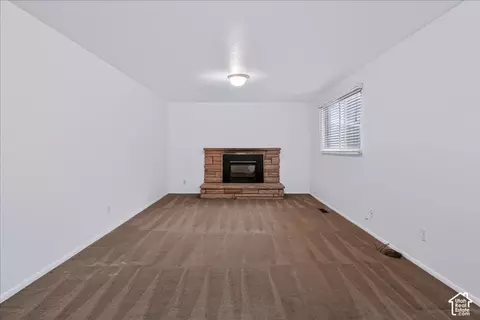 Living - 1021 E 5290 S, Murray, UT 84117 photo 4 of 5